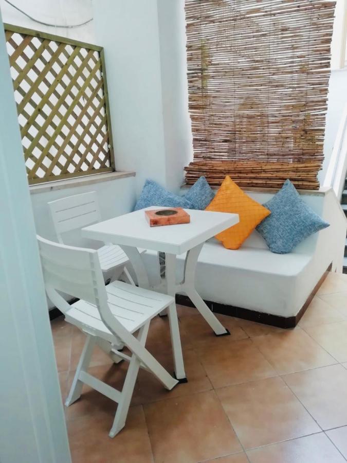 Studio In Pieno Centro Capri Exterior foto